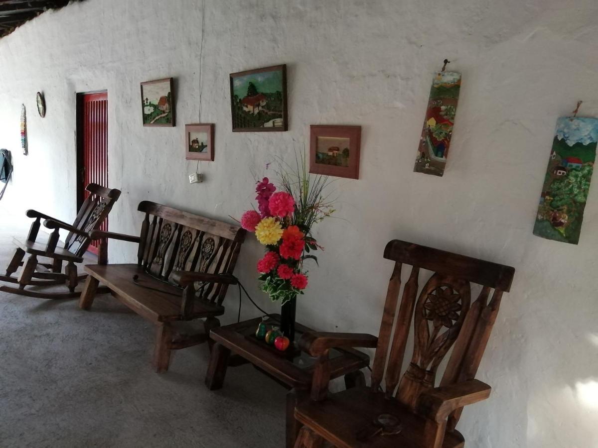 Finca Ecoturistica Los Jagueyes Baraya Exterior photo